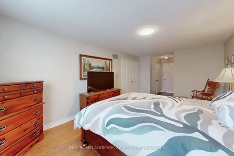 Photo 20 at 16 Willis Drive, Aurora Highlands, Aurora