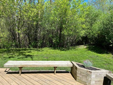 Photo 41 at 16 Willis Drive, Aurora Highlands, Aurora