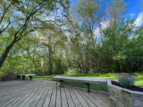 Photo 46 at 16 Willis Drive, Aurora Highlands, Aurora