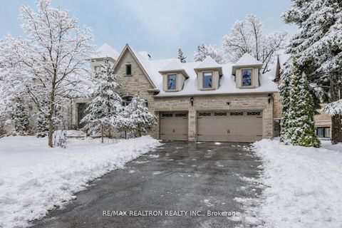 Photo 1 at 5 Long Hill Drive, Jefferson, Richmond Hill