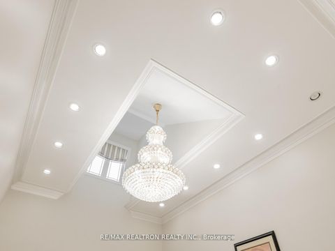 Photo 4 at 5 Long Hill Drive, Jefferson, Richmond Hill