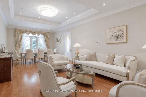 Photo 7 at 5 Long Hill Drive, Jefferson, Richmond Hill