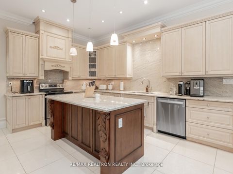 Photo 10 at 5 Long Hill Drive, Jefferson, Richmond Hill