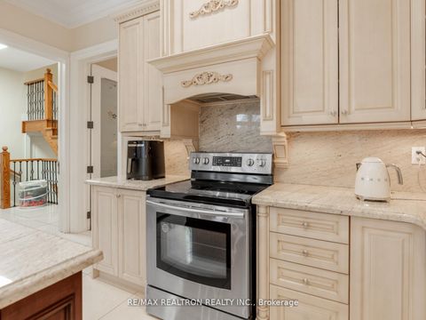 Photo 12 at 5 Long Hill Drive, Jefferson, Richmond Hill