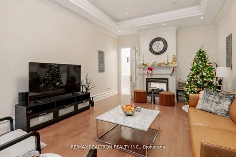 Photo 15 at 5 Long Hill Drive, Jefferson, Richmond Hill