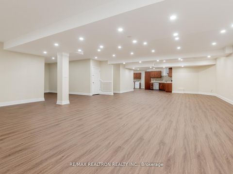 Photo 26 at 5 Long Hill Drive, Jefferson, Richmond Hill