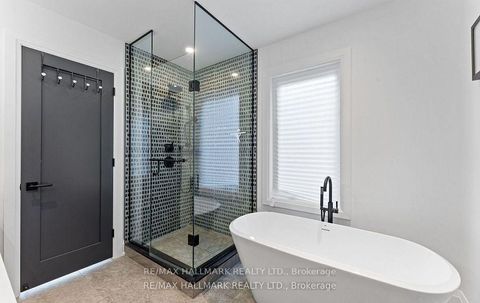 Photo 24 at 88 Cosford Street, Bayview Northeast, Aurora