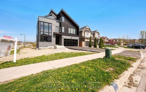 Photo 0 at 119 Pointon Street, Bayview Northeast, Aurora