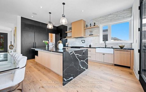 Photo 13 at 119 Pointon Street, Bayview Northeast, Aurora