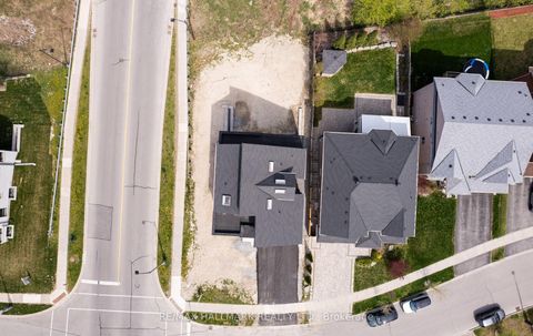 Photo 46 at 119 Pointon Street, Bayview Northeast, Aurora