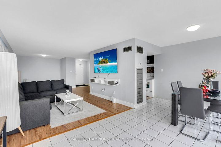 Photo 14 at 1403 - 5 Rowntree Road, Jamestown, Toronto