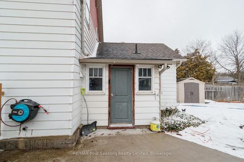 Photo 2 at 203 Montreal Street, Stayner, Clearview