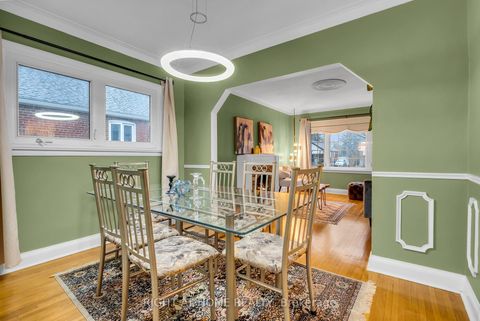 Photo 17 at 702 Pharmacy Avenue, Birchmount, Toronto