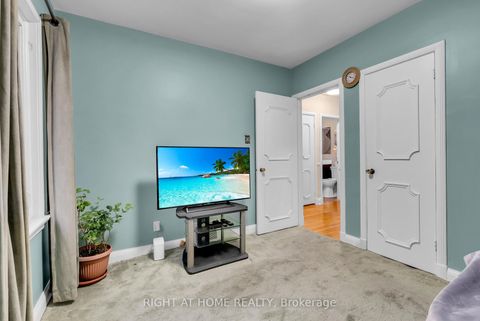 Photo 29 at 702 Pharmacy Avenue, Birchmount, Toronto