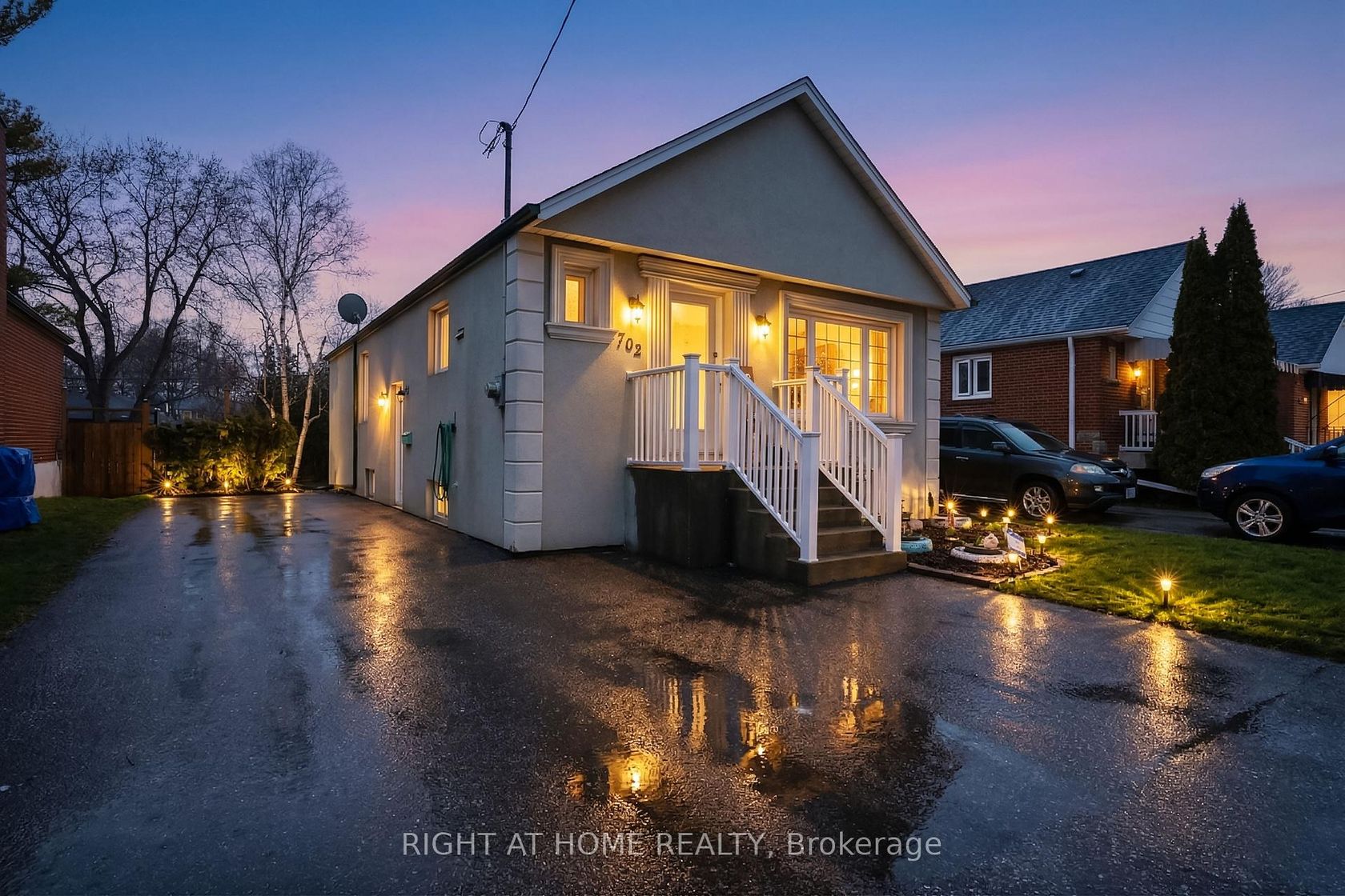 702 Pharmacy Avenue, Birchmount, Toronto by Loree Meneguzzi Real Estate 702 Pharmacy Avenue, Birchmount, Toronto