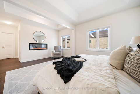 Photo 23 at 9 Ballantyne Boulevard, Vellore Village, Vaughan