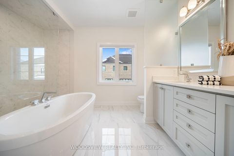 Photo 24 at 9 Ballantyne Boulevard, Vellore Village, Vaughan