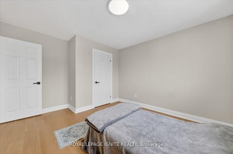 Photo 32 at 167 Mathewson Street, Maple, Vaughan