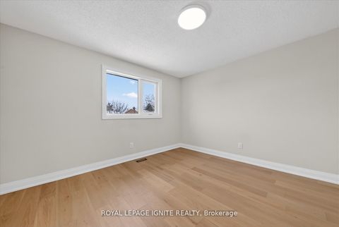 Photo 33 at 167 Mathewson Street, Maple, Vaughan