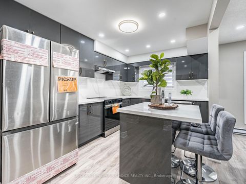 Photo 0 at 25 - 506 Normandy Street, Central, Oshawa