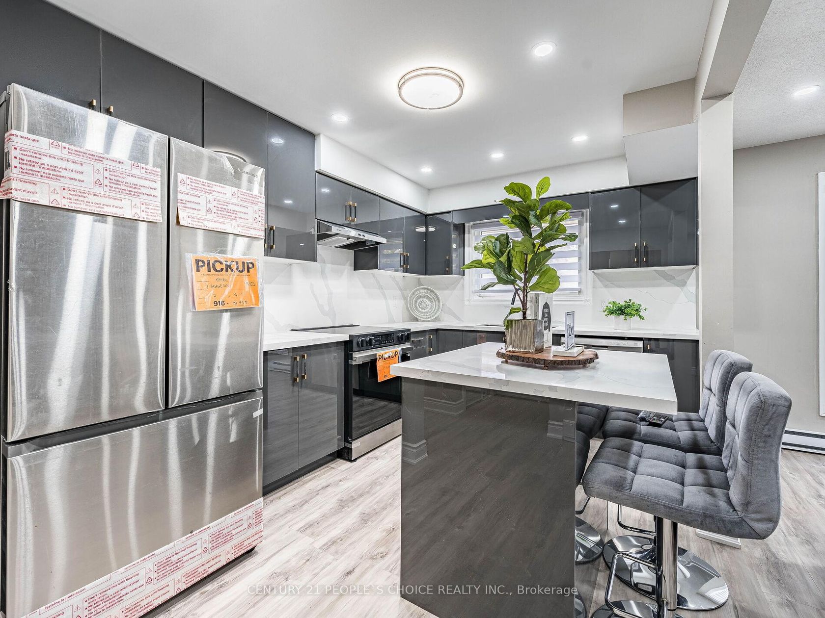 25 - 506 Normandy Street, Central, Oshawa 