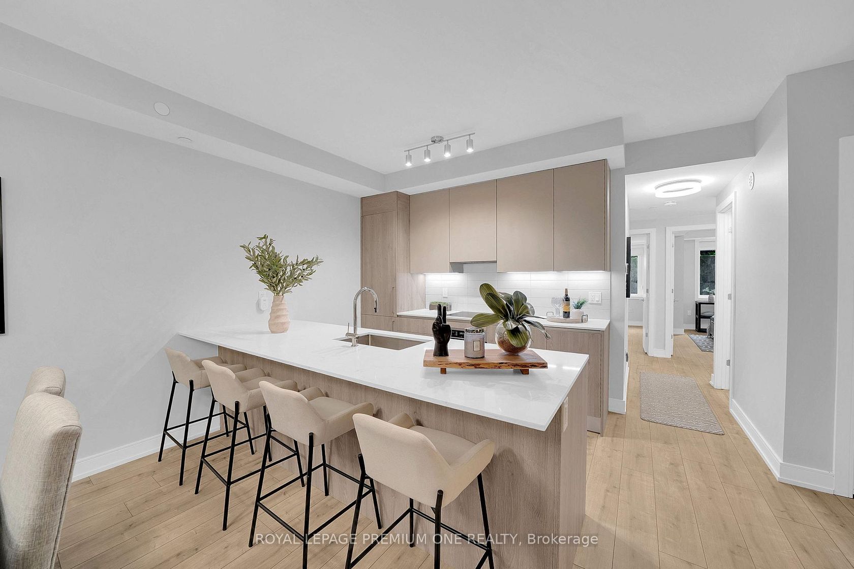 13 - 66 Long Branch Avenue, Long Branch, Toronto 