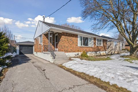 Photo 2 at 112 Wellington Avenue W, Lakeview, Oshawa