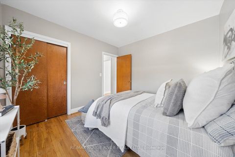 Photo 19 at 112 Wellington Avenue W, Lakeview, Oshawa