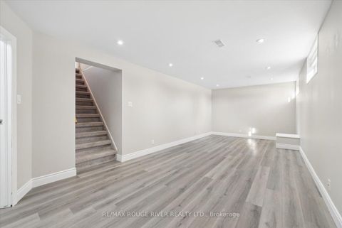 Photo 24 at 112 Wellington Avenue W, Lakeview, Oshawa