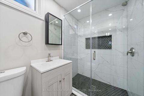 Photo 26 at 112 Wellington Avenue W, Lakeview, Oshawa