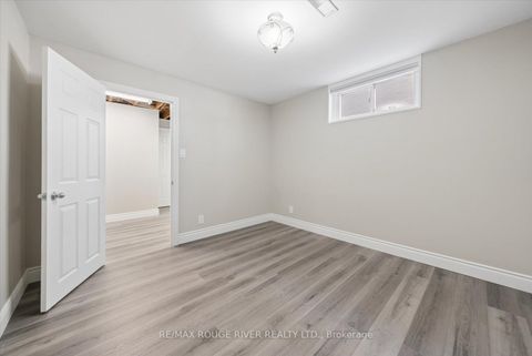 Photo 29 at 112 Wellington Avenue W, Lakeview, Oshawa