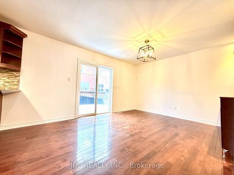 Photo 10 at 69 Gail Parks Crescent, Woodland Hill, Newmarket