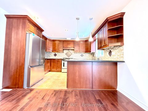 Photo 13 at 69 Gail Parks Crescent, Woodland Hill, Newmarket