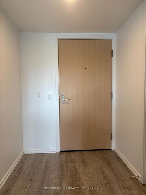 Photo 4 at 735 - 8 Hillsdale Avenue E, Mount Pleasant West, Toronto