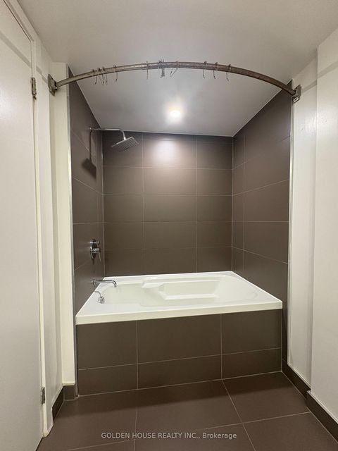 Photo 15 at 735 - 8 Hillsdale Avenue E, Mount Pleasant West, Toronto