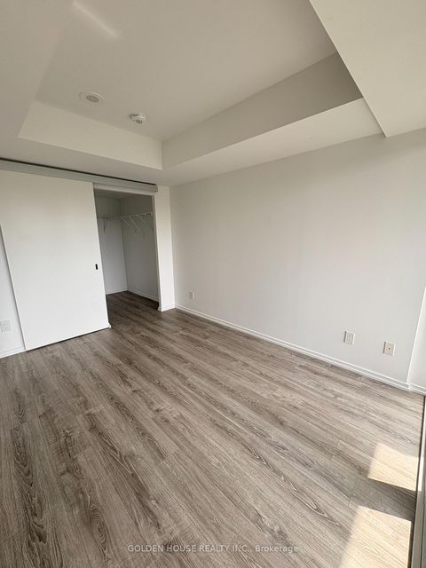 Photo 18 at 735 - 8 Hillsdale Avenue E, Mount Pleasant West, Toronto