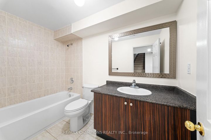 Photo 29 at 42 Abbotsbury Drive, Credit Valley, Brampton