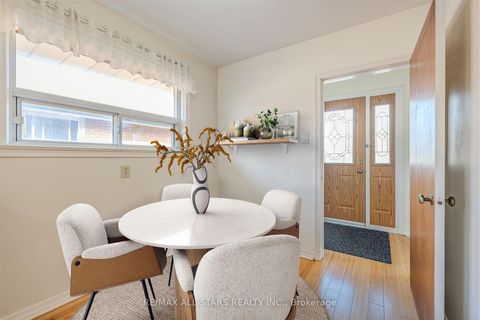Photo 12 at 50 Southampton Drive, Eglinton East, Toronto