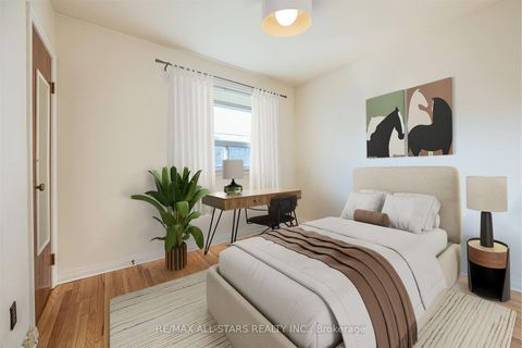 Photo 18 at 50 Southampton Drive, Eglinton East, Toronto