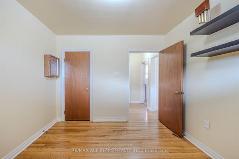 Photo 21 at 50 Southampton Drive, Eglinton East, Toronto