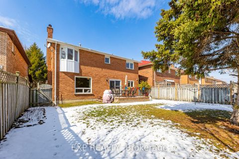 Photo 34 at 81 Southgate Crescent, Doncrest, Richmond Hill