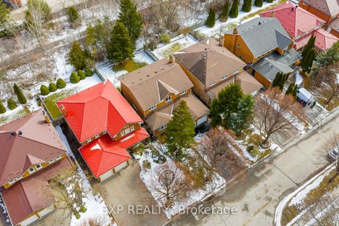 Photo 36 at 81 Southgate Crescent, Doncrest, Richmond Hill