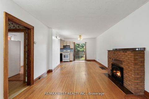 Photo 4 at 2317 Weston Road, Weston, Toronto