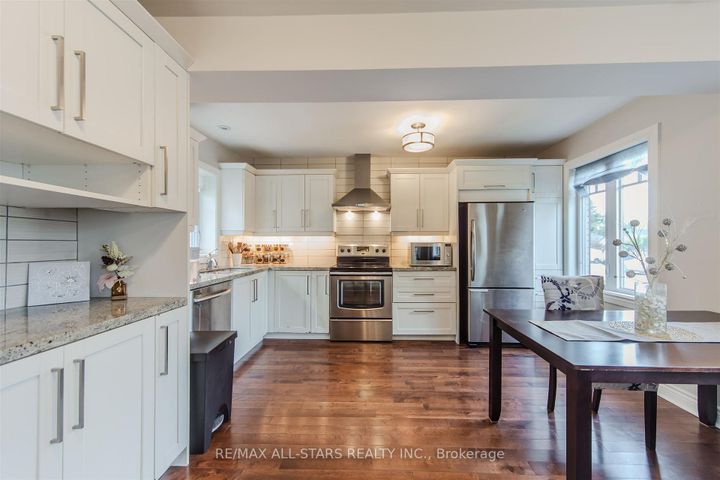 Photo 7 at 27 Martindale Road, Cliffcrest, Toronto