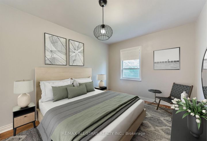 Photo 11 at 27 Martindale Road, Cliffcrest, Toronto