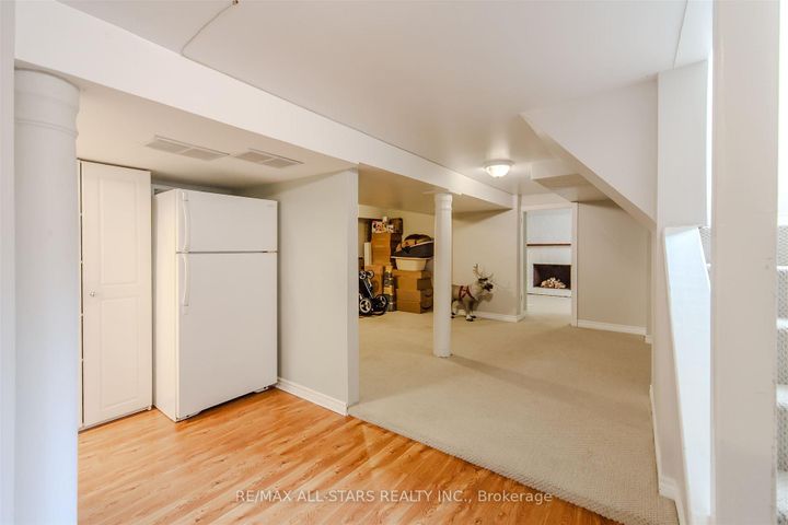 Photo 17 at 27 Martindale Road, Cliffcrest, Toronto