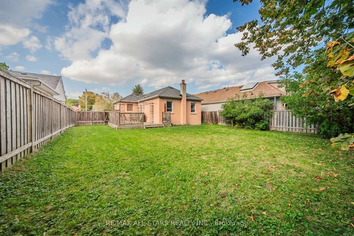 Photo 25 at 27 Martindale Road, Cliffcrest, Toronto