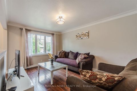 Photo 4 at 27 Martindale Road, Cliffcrest, Toronto