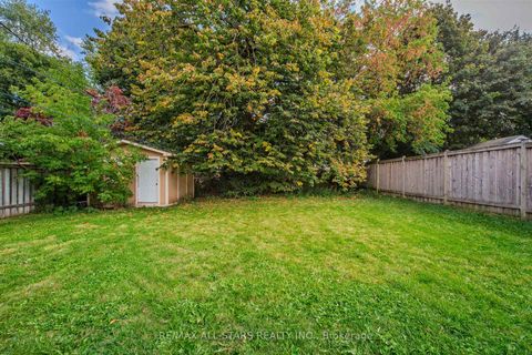 Photo 26 at 27 Martindale Road, Cliffcrest, Toronto
