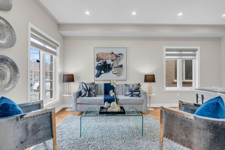 Photo 10 at 11 Footbridge Crescent, Wellington, Brampton